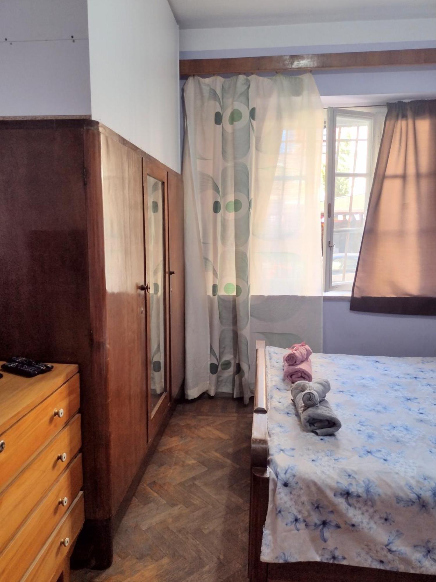 Era Echoes - Preserved Historical Apartment Tirana Eksteriør billede